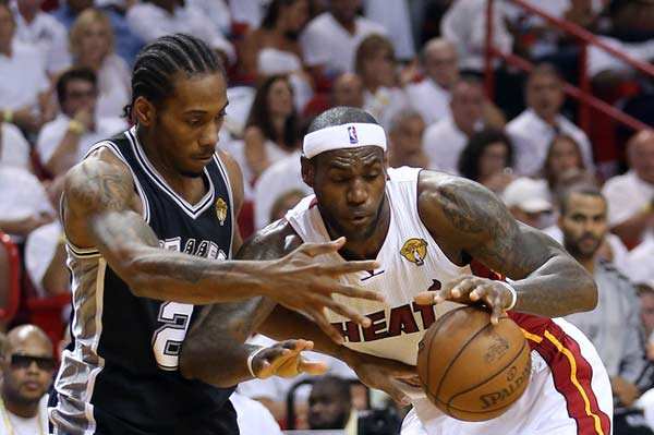 终极之夜！NBA2K冠军悬念即将揭晓