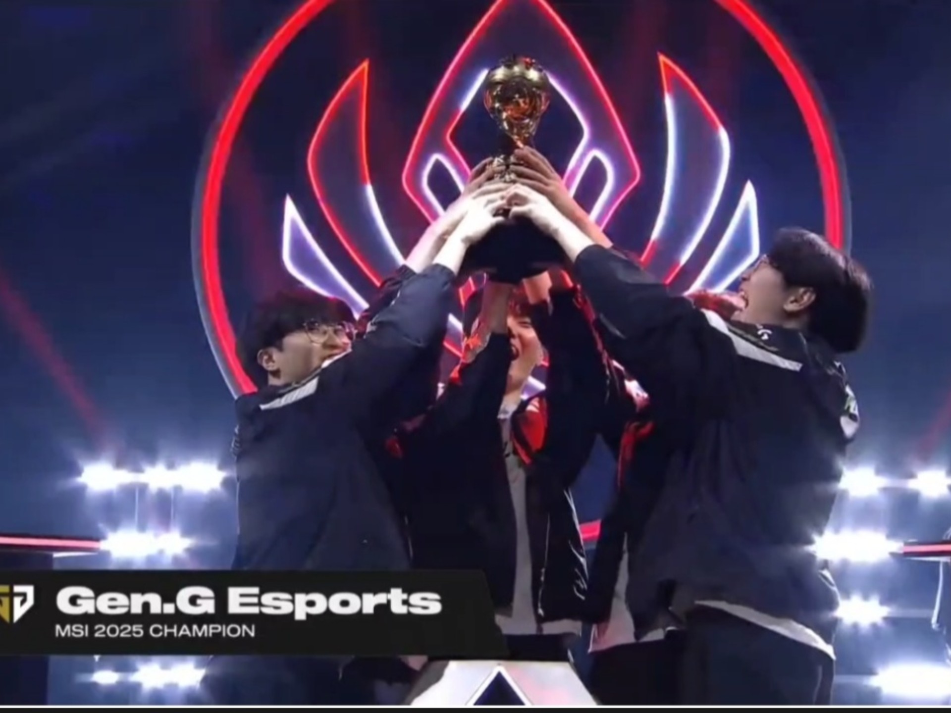 TI国际邀请赛迎来宿敌之战，恩怨再续的简单介绍