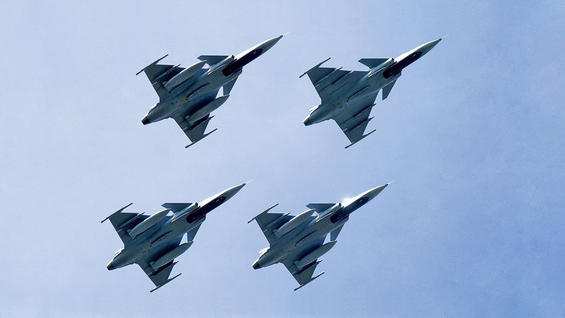 篮球宇宙的平行交汇，当上海横扫芝加哥，詹姆斯在西部之巅画下句号