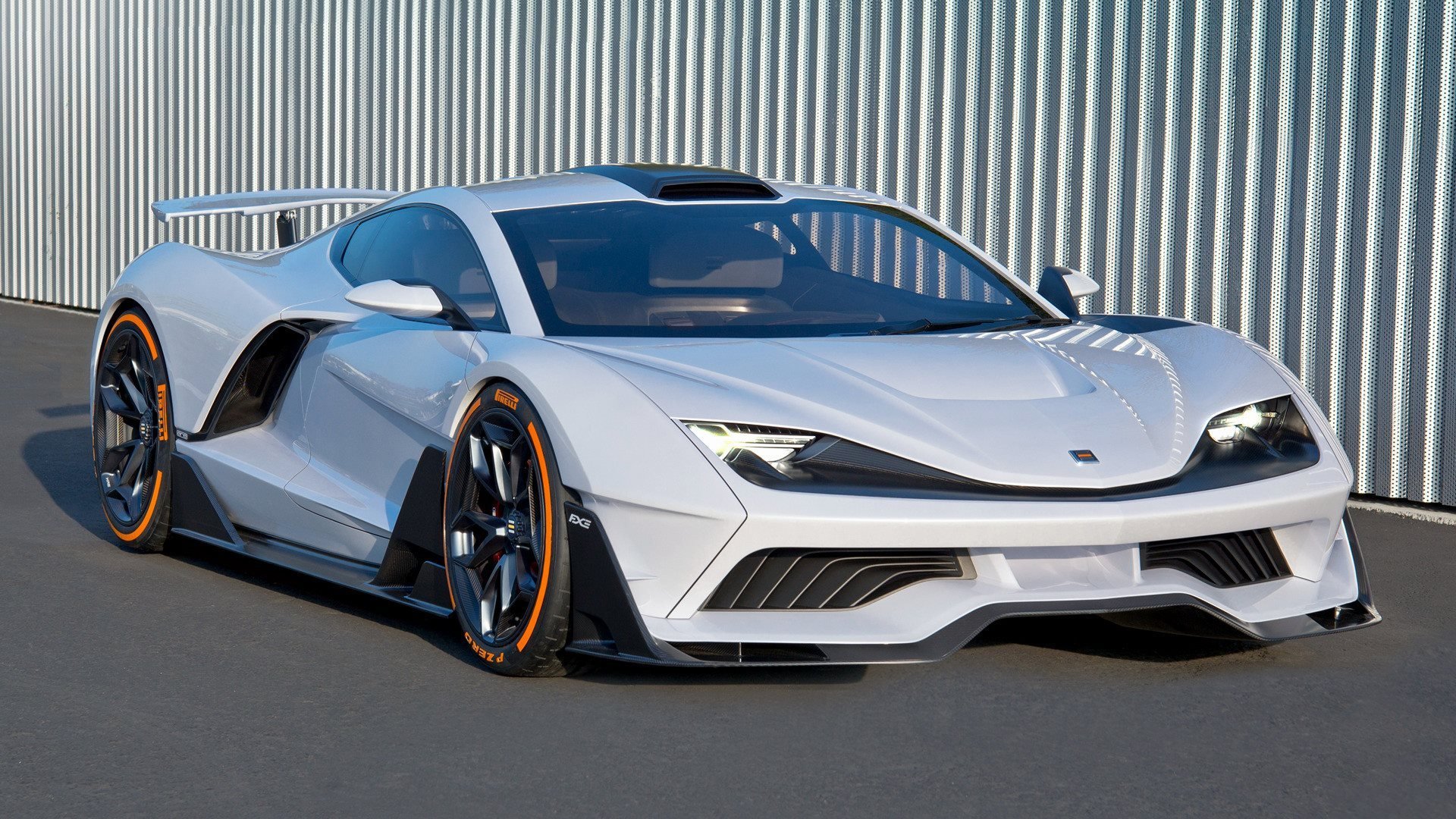 当NBA遇见F1，爱德华兹在两条赛道上接管比赛