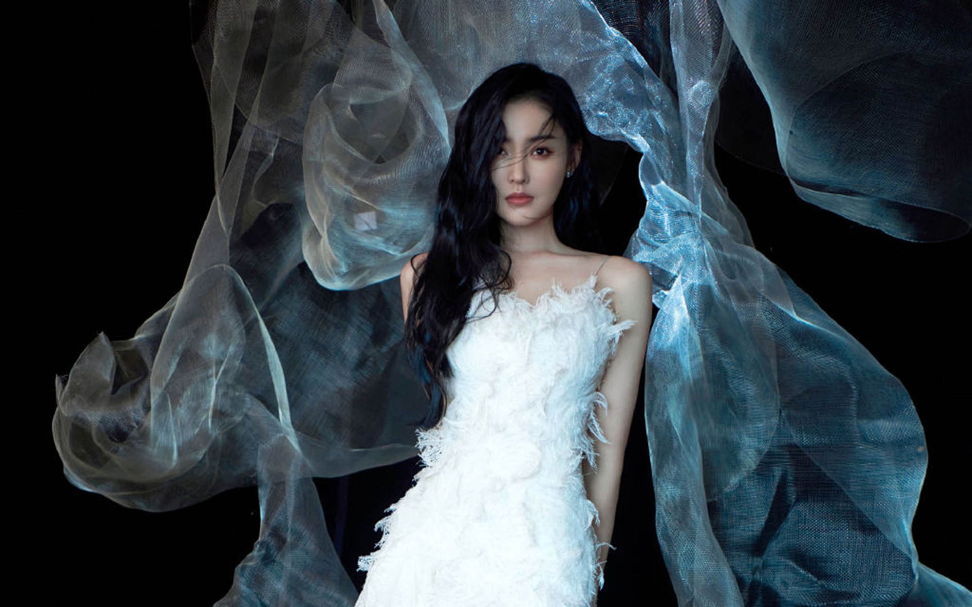 双线叙事，马克西的个人英雄主义与开拓者团队齿轮的完美交响