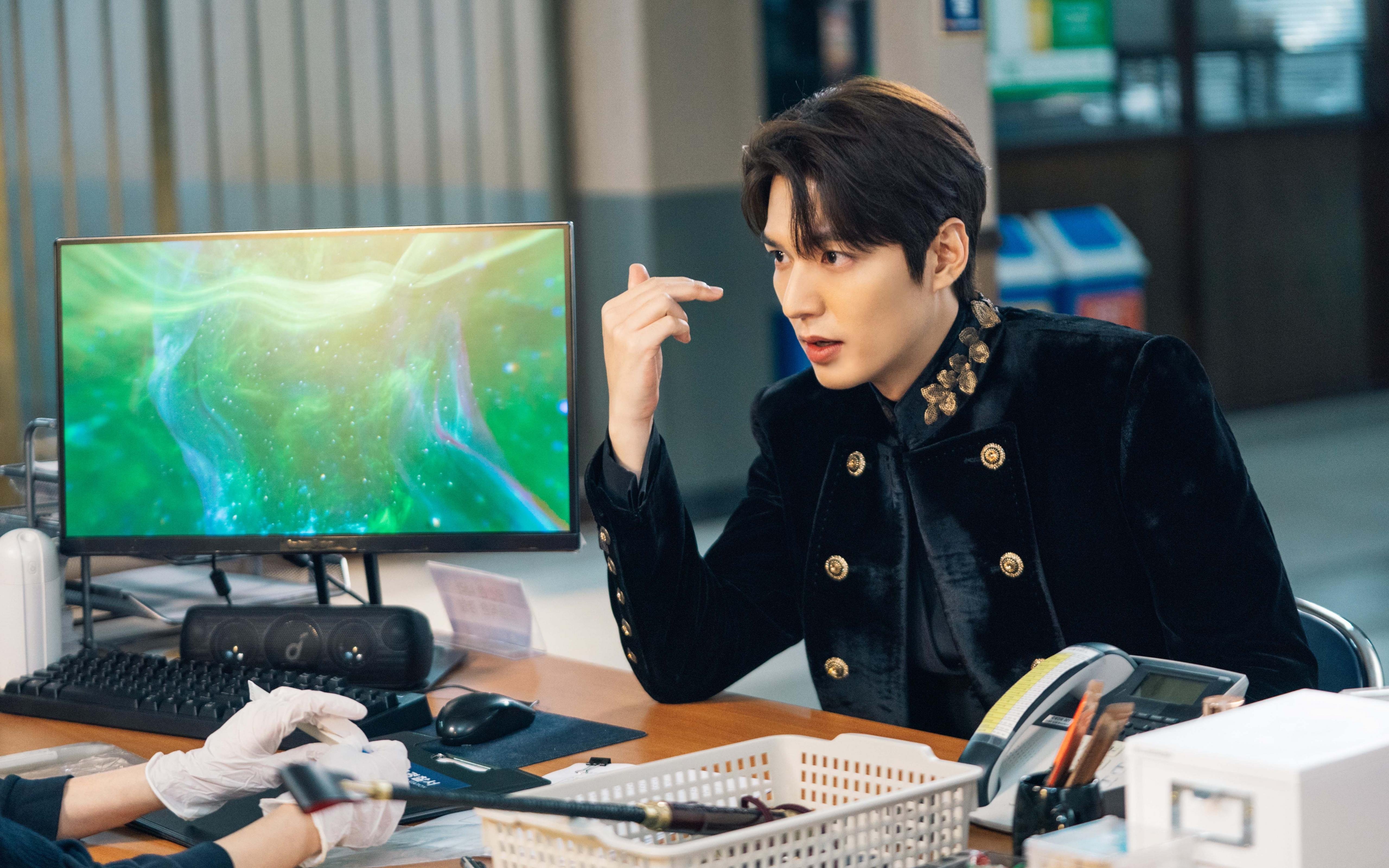 利拉德时间与雷霆风暴,新旧篮球哲学的时代分野