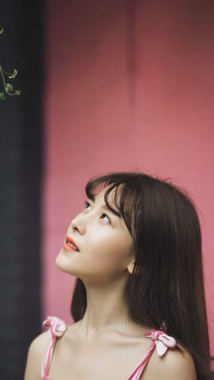 悬崖边上的博弈，厄瓜多尔的钢铁囚笼，与阿诺德导演的唯一解法
